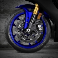 Мотоциклет Yamaha YZF-R1 - интелигентна UBS спирачна система плюс ABS