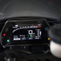 Мотоциклет Yamaha YZF-R1 - многофункционален TFT LCD дисплей